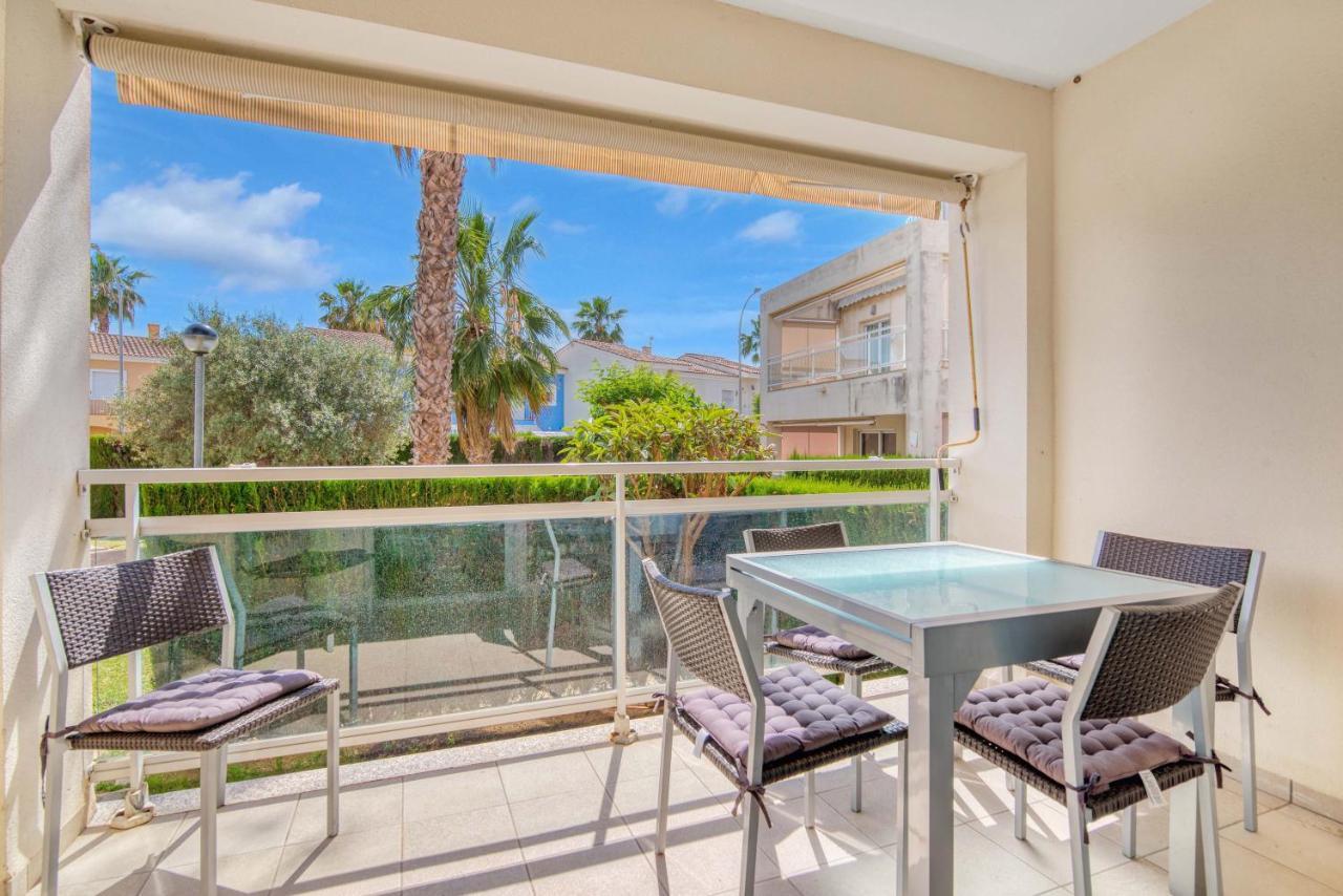 Apartment Luxury Apt, Beach, Pool Open 365 Days, Near Javea & Denia *